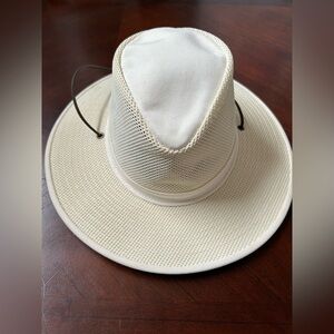 Cream Mesh Sun Hat size small